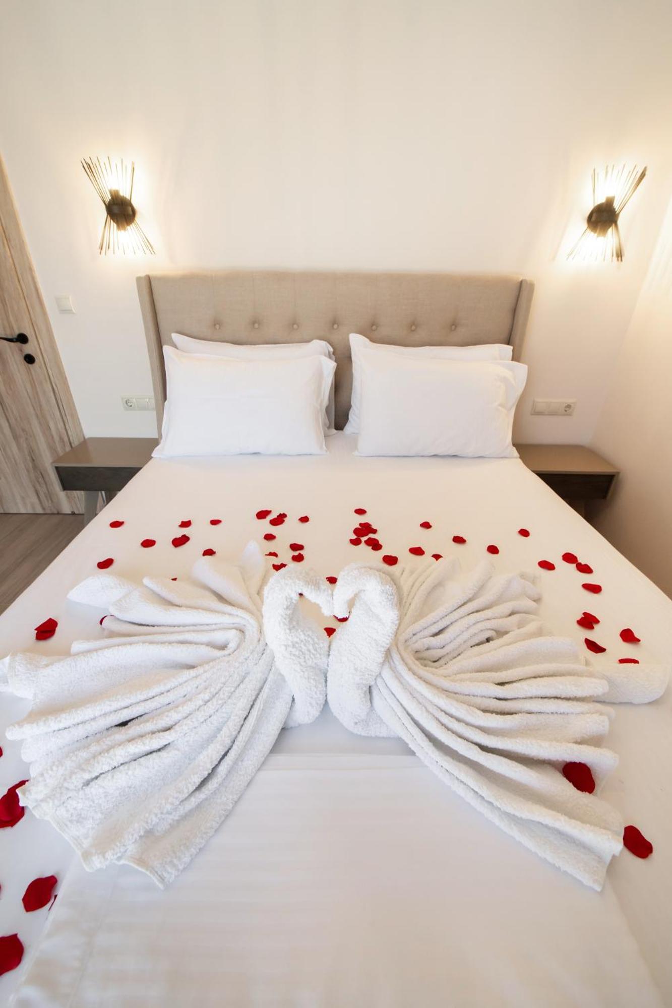 Ruellia Luxury Apartments Kalligoni Dış mekan fotoğraf
