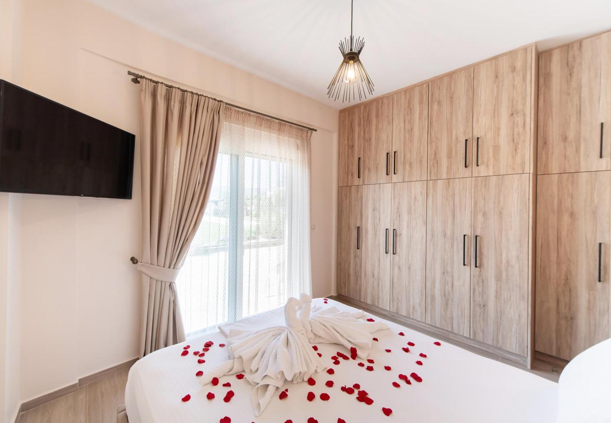 Ruellia Luxury Apartments Kalligoni Dış mekan fotoğraf