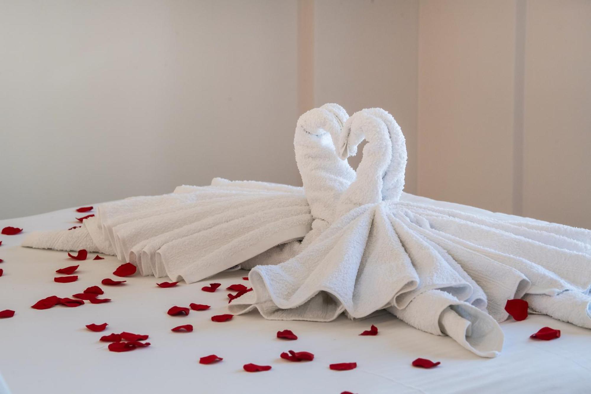 Ruellia Luxury Apartments Kalligoni Dış mekan fotoğraf