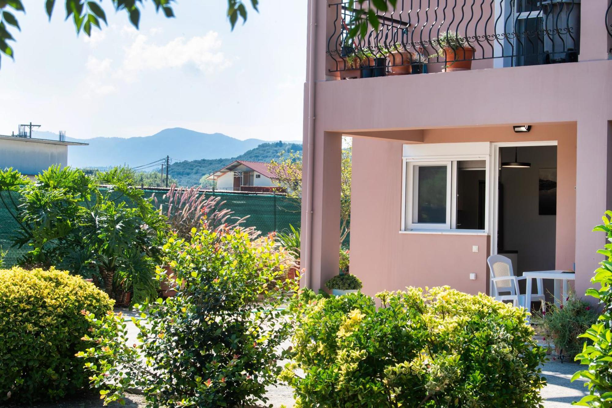 Ruellia Luxury Apartments Kalligoni Dış mekan fotoğraf