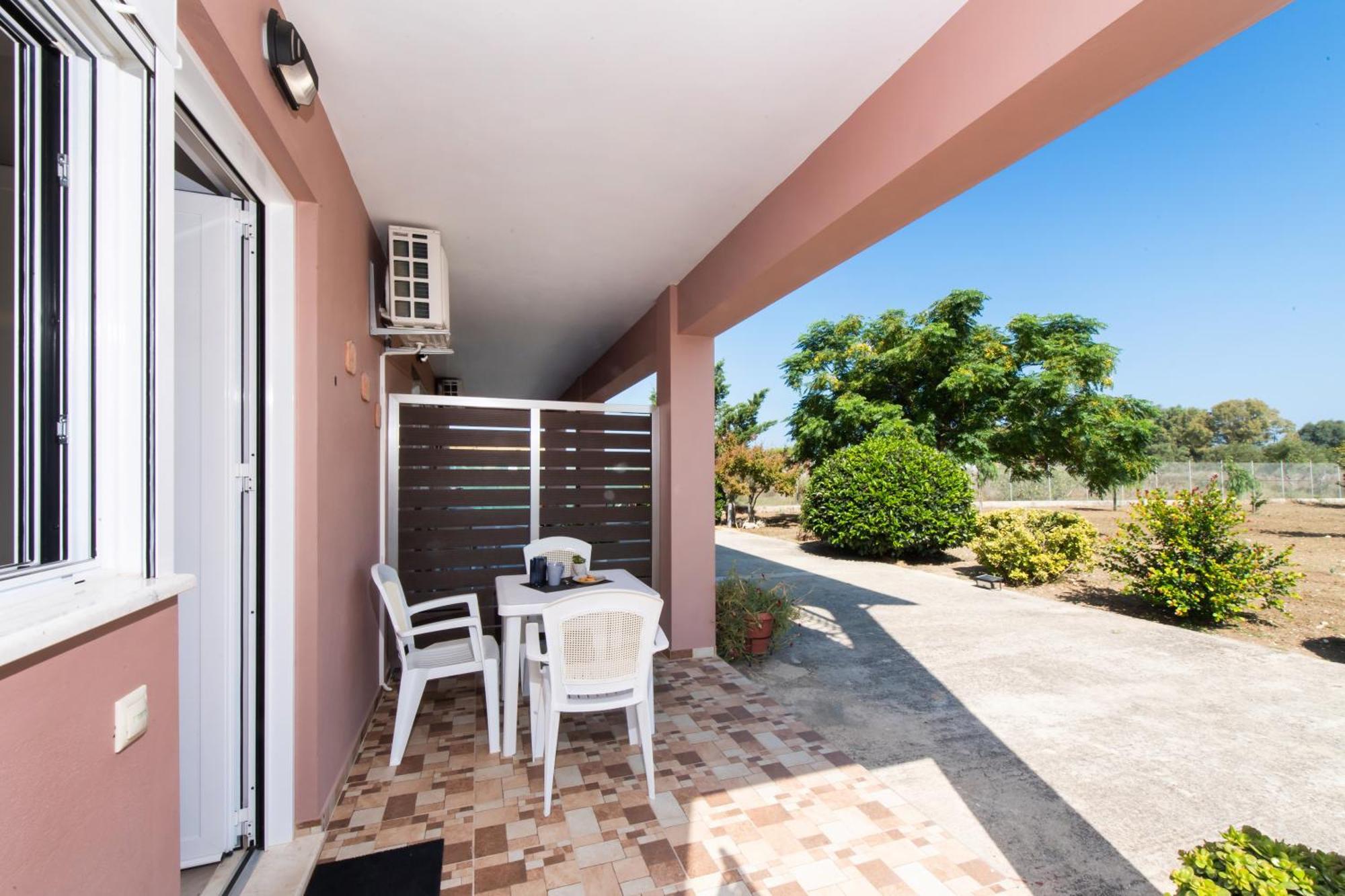 Ruellia Luxury Apartments Kalligoni Dış mekan fotoğraf
