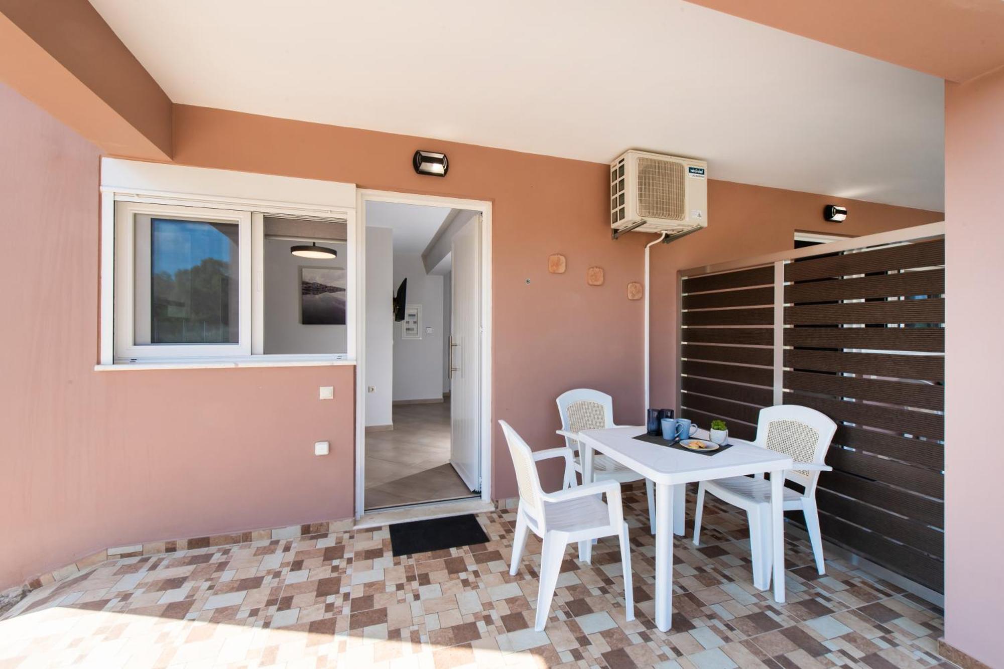 Ruellia Luxury Apartments Kalligoni Dış mekan fotoğraf