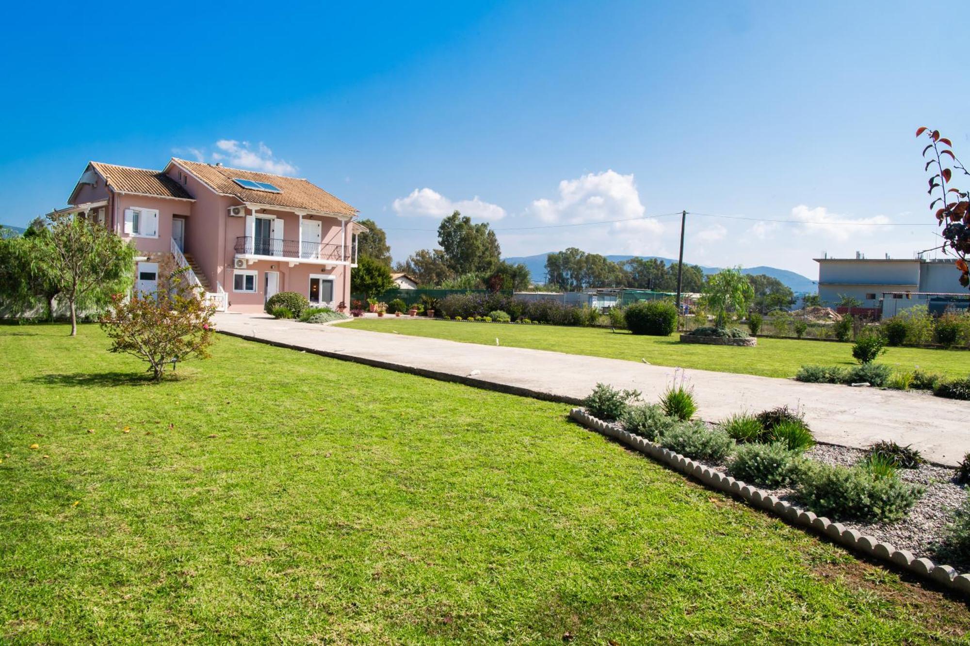 Ruellia Luxury Apartments Kalligoni Dış mekan fotoğraf